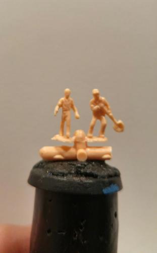 n scale figures painted